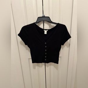 Bozollo ribbed crop top with buttons like new!